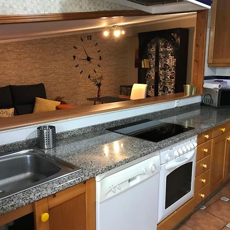 apartamento con amplia terraza cerca del hospital clínico Santiago de Compostela Exterior foto